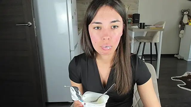 nilliluv online show from 18, 4, 2026