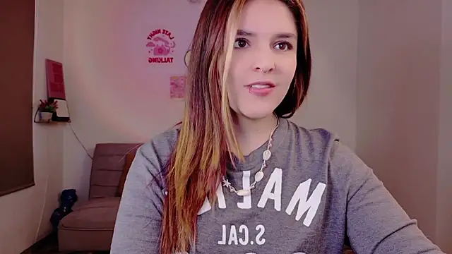 Snapshot of Mariangeel chatting on 16, 10, 2025 Mariangeel online show from 16, 10, 2025