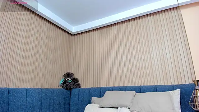 kathecute   online show from 29, 3, 2026