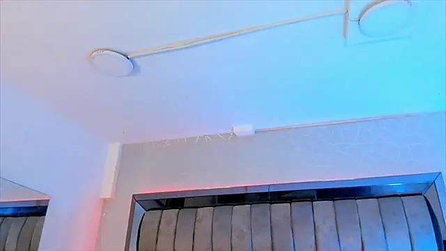 ChaynnaCooper online show from 13, 2, 2025