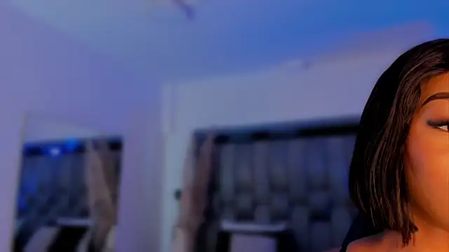 ChaynnaCooper online show from 21, 11, 2025