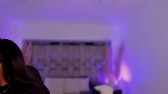 ChaynnaCooper online show from 7, 3, 2026