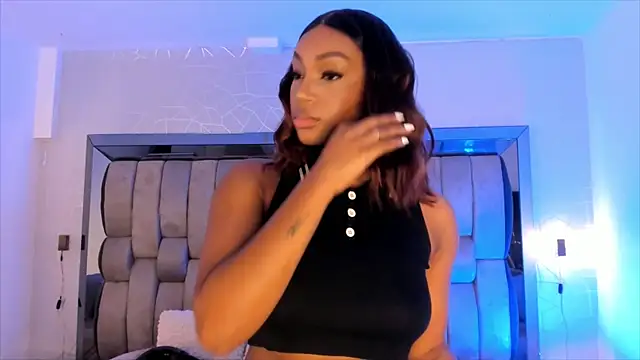 ChaynnaCooper online show from 14, 3, 2025