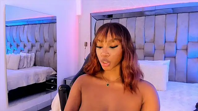 ChaynnaCooper online show from 27, 2, 2025