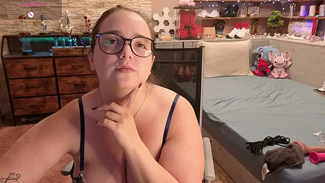Snapshot of Kimberly-Caprice chatting on 31, 5, 2026 Kimberly-Caprice online show from 31, 5, 2026