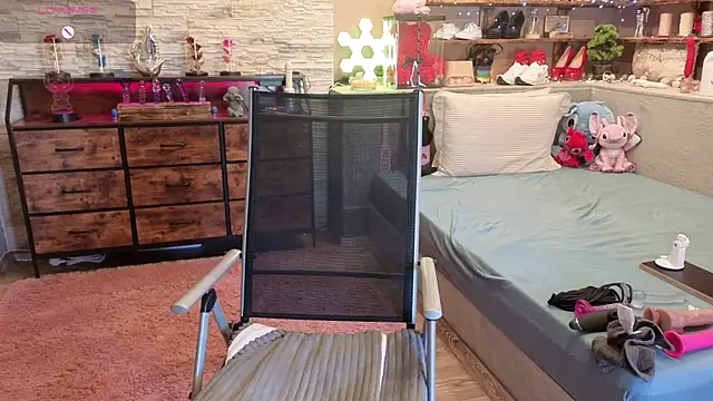 Snapshot of Kimberly-Caprice chatting on 26, 5, 2026 Kimberly-Caprice online show from 26, 5, 2026