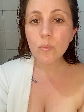 SofiEstevez online show from 7, 10, 2025