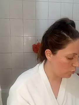 SofiEstevez online show from 17, 10, 2025