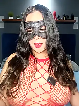 Snapshot of Ursa_sexy chatting on 9, 10, 2025 Ursa sexy online show from 9, 10, 2025