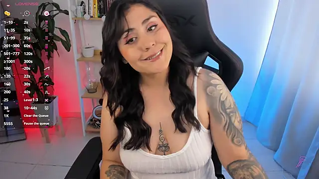 Snapshot of GretaX-X chatting on 18, 12, 2025 GretaX-X online show from 18, 12, 2025