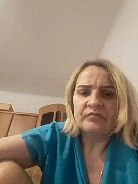 Snapshot of Malichkaanna30 chatting on 3, 2, 2025 Malichkaanna30 online show from 3, 2, 2025