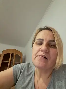 Snapshot of Malichkaanna30 chatting on 21, 2, 2025 Malichkaanna30 online show from 21, 2, 2025