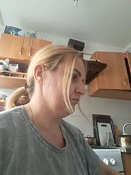 Malichkaanna30 online show from 24, 2, 2026