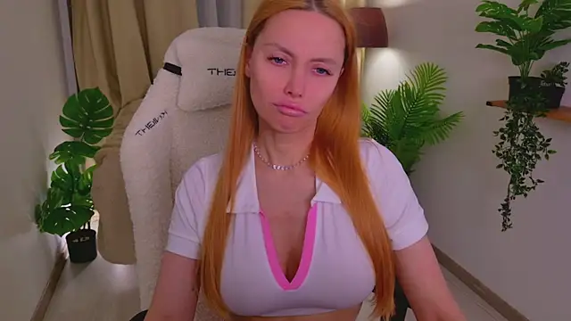 Snapshot of Love_Call chatting on 8, 5, 2026 Love Call online show from 8, 5, 2026