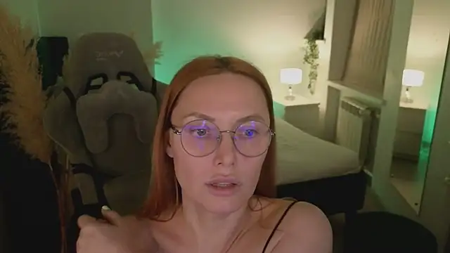 Love Call online show from 22, 2, 2025