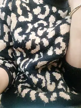 jihane-44 online show from 28, 2, 2025