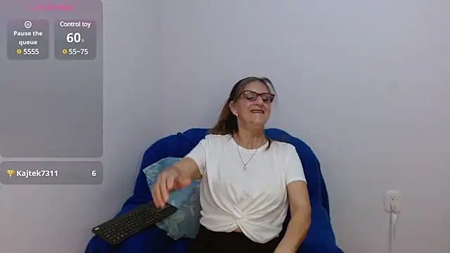 ReginaBakerr online show from 4, 12, 2024