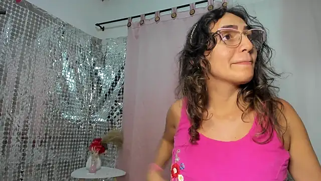 misshiccups online show from 10, 9, 2025