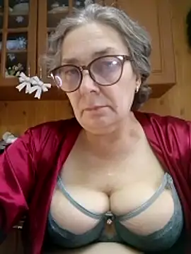 IrinaSweet54 online show from 17, 12, 2025