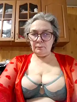 IrinaSweet54 online show from 13, 5, 2026