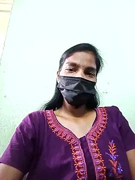 anusiya01 online show from 4, 3, 2025