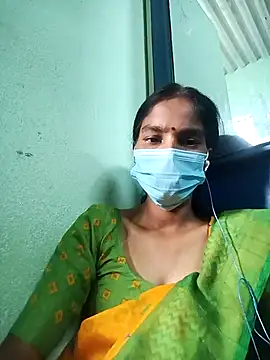 Snapshot of anusiya01 chatting on 4, 12, 2025 anusiya01 online show from 4, 12, 2025