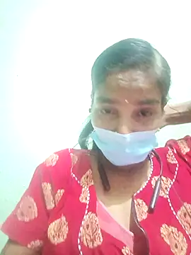 Snapshot of anusiya01 chatting on 13, 11, 2025 anusiya01 online show from 13, 11, 2025