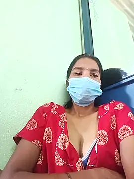 Snapshot of anusiya01 chatting on 13, 10, 2025 anusiya01 online show from 13, 10, 2025