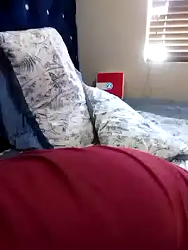 Snapshot of cattallinna98 chatting on 8, 12, 2024 cattallinna98 online show from 8, 12, 2024