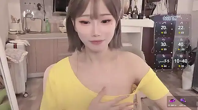 -XunMengLong- online show from 15, 3, 2025