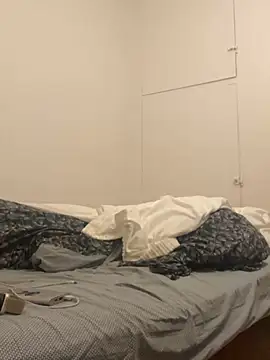 annonyme  422 online show from 10, 1, 2025