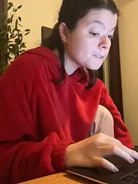 annonyme  422 online show from 5, 1, 2025