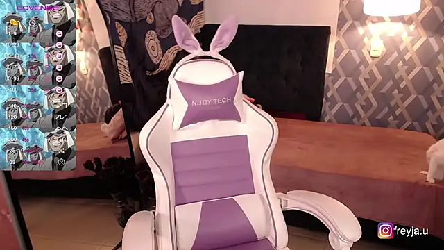 Snapshot of imfreyjauu chatting on 10, 1, 2025 imfreyjauu online show from 10, 1, 2025