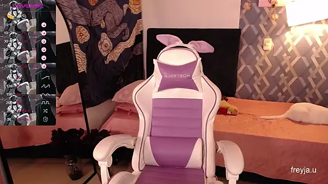 Snapshot of imfreyjauu chatting on 16, 3, 2025 imfreyjauu online show from 16, 3, 2025