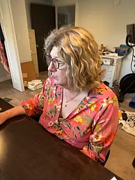 BookBabe27 online show from 25, 9, 2025