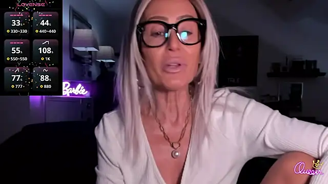 VelvetBarbie online show from 25, 2, 2026