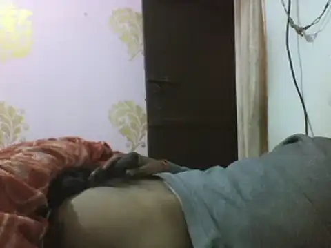 Snapshot of Desi_GfBf chatting on 9, 2, 2025 Desi GfBf online show from 9, 2, 2025