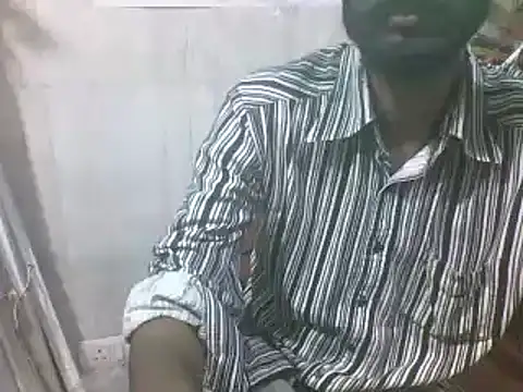 Snapshot of Desi_GfBf chatting on 12, 3, 2025 Desi GfBf online show from 12, 3, 2025