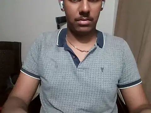 brownguy1234 online show from 22, 3, 2025