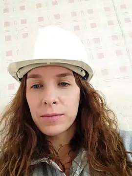 Snapshot of YourSuperModel chatting on 25, 5, 2026 YourSuperModel online show from 25, 5, 2026