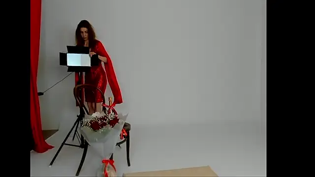 YourSuperModel online show from 14, 2, 2026