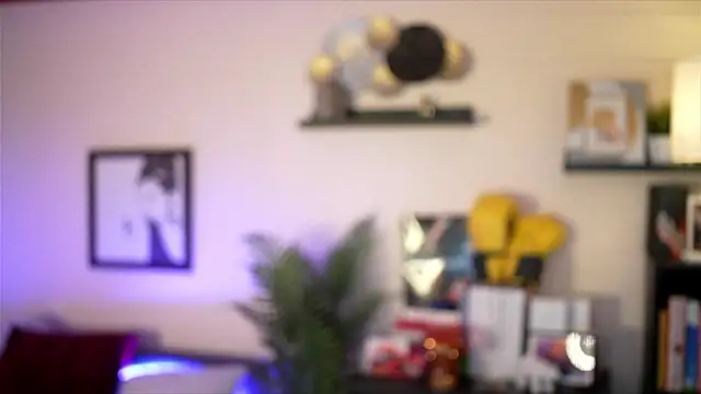 Bellis Perenis online show from 10, 2, 2026