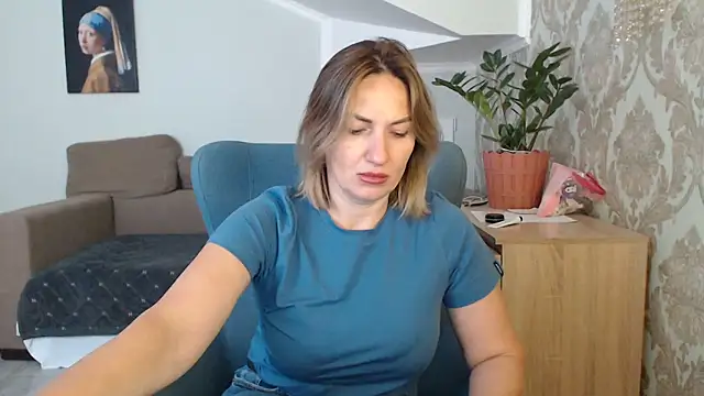 Mallinia online show from 11, 10, 2025