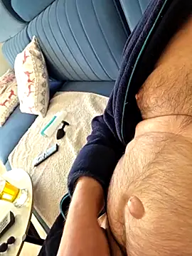 axecoman60 online show from 9, 2, 2026