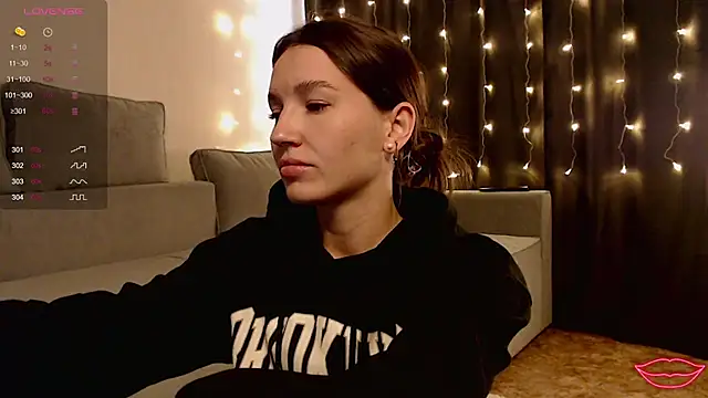 Bellla Haddid online show from 13, 5, 2026