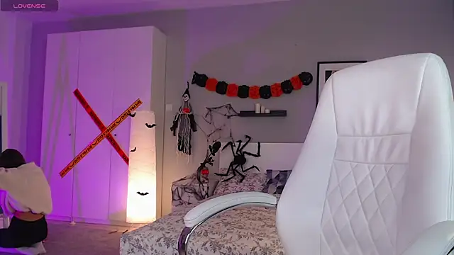 Bellla Haddid online show from 29, 10, 2025