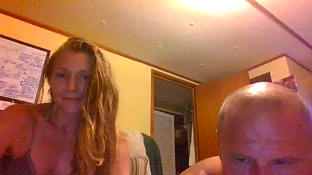 Snapshot of raybo715 chatting on 25, 5, 2026 raybo715 online show from 25, 5, 2026