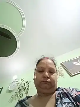 Snapshot of Kavya_kapoor chatting on 28, 6, 2026 Kavya kapoor online show from 28, 6, 2026