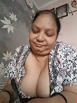Snapshot of Kavya_kapoor chatting on 21, 6, 2026 Kavya kapoor online show from 21, 6, 2026