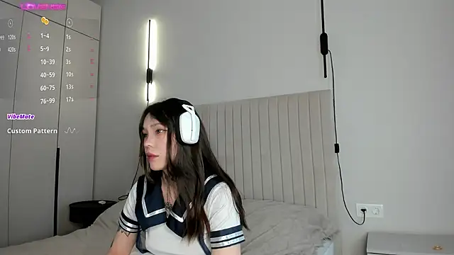 Dark Ester online show from 25, 2, 2026